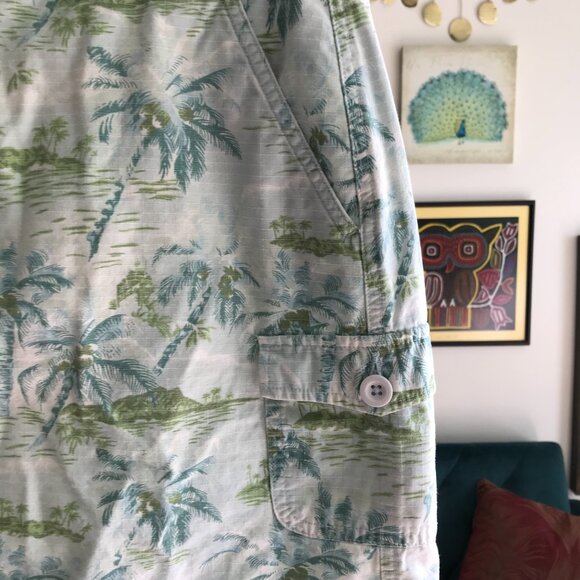 LL BEAN size 14P Blue & Green Tropical Palm Tree Print Twill Cargo Skirt - Picture 2 of 4